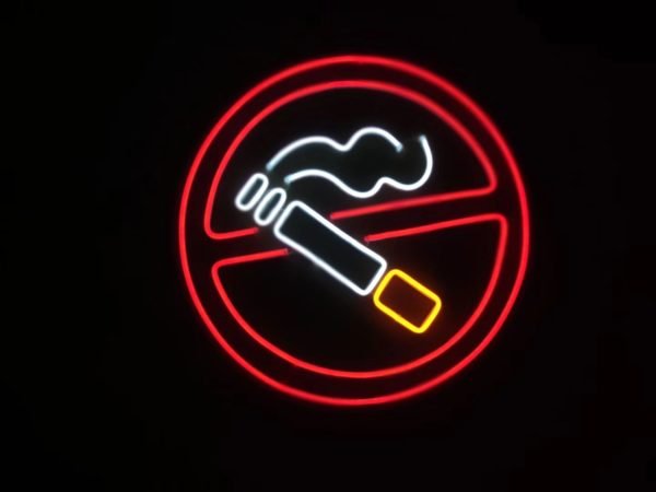 no smoking neon sign