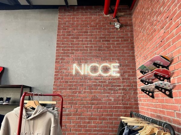 nicce neon sign