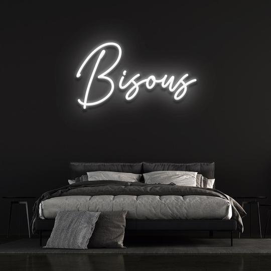 Bisous neon sign